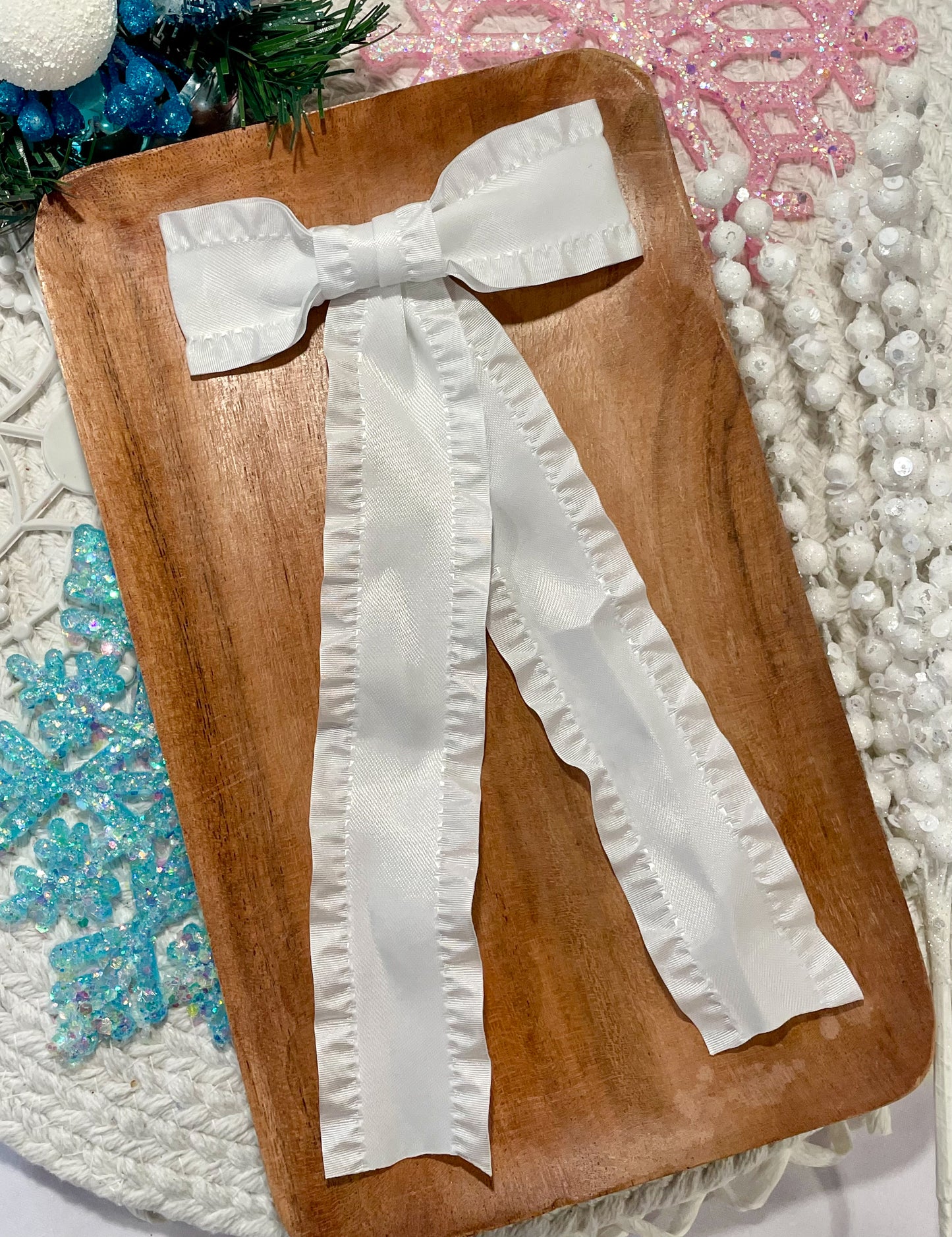 White Ruffle Ribbon Long Tail