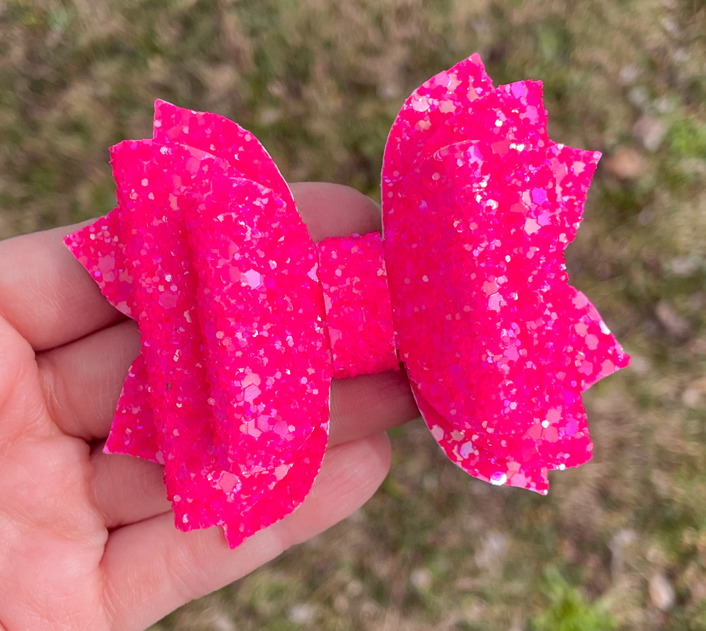 Lollipop Pink Glitter 3.5in Jasmine Bow