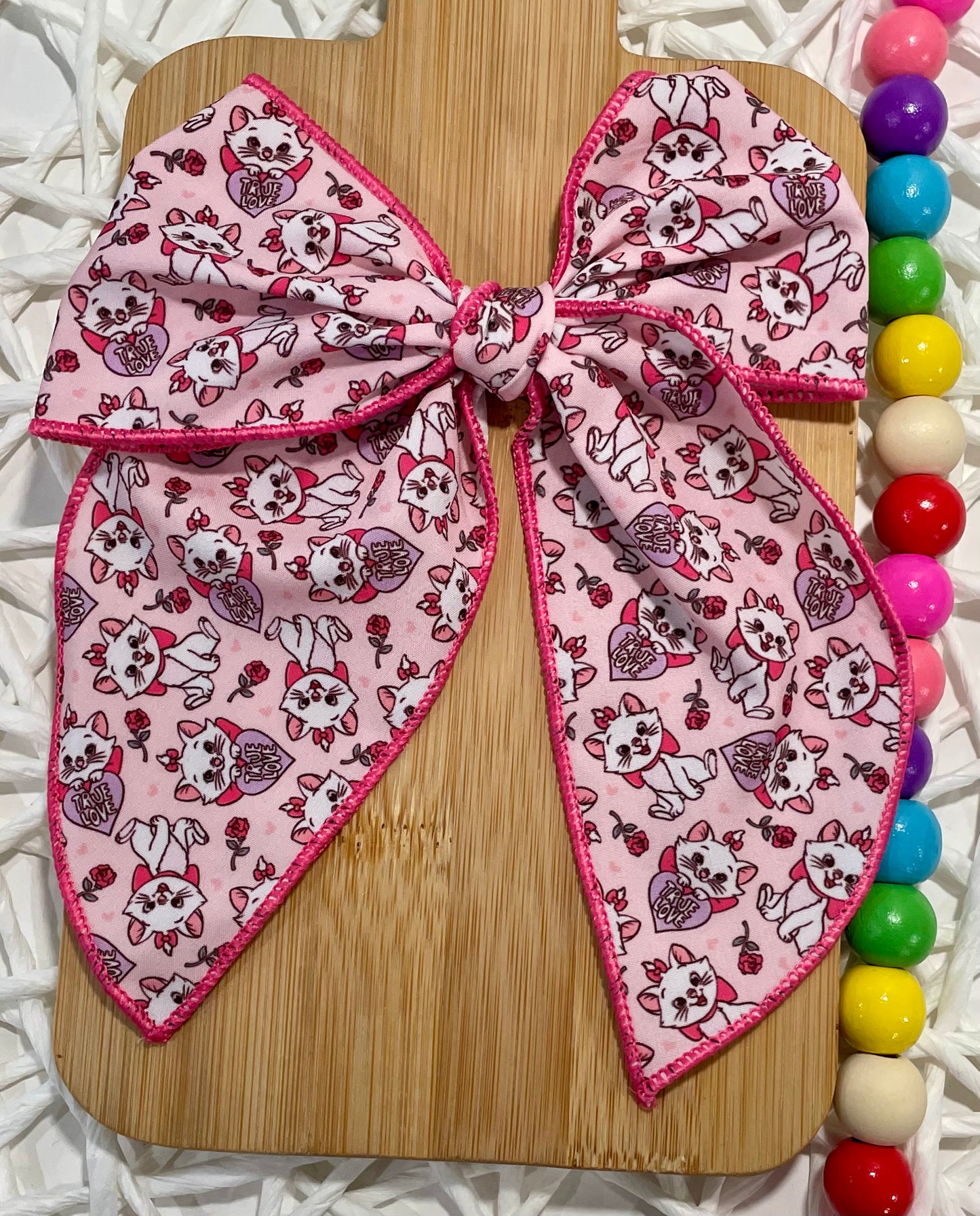 Marie Kitty 5.5in Serged