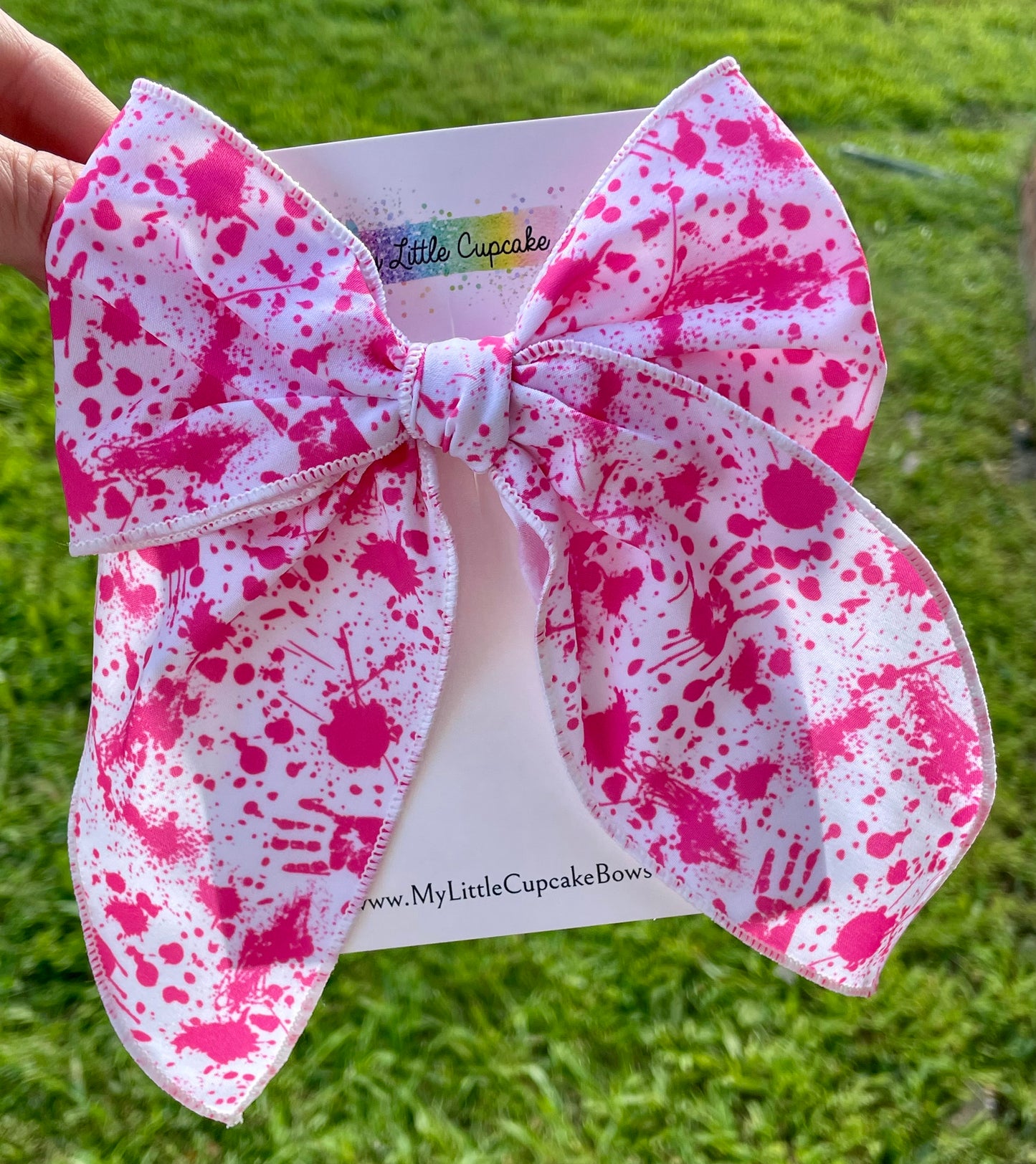 Pink Blood Splatter 5.5in Serged