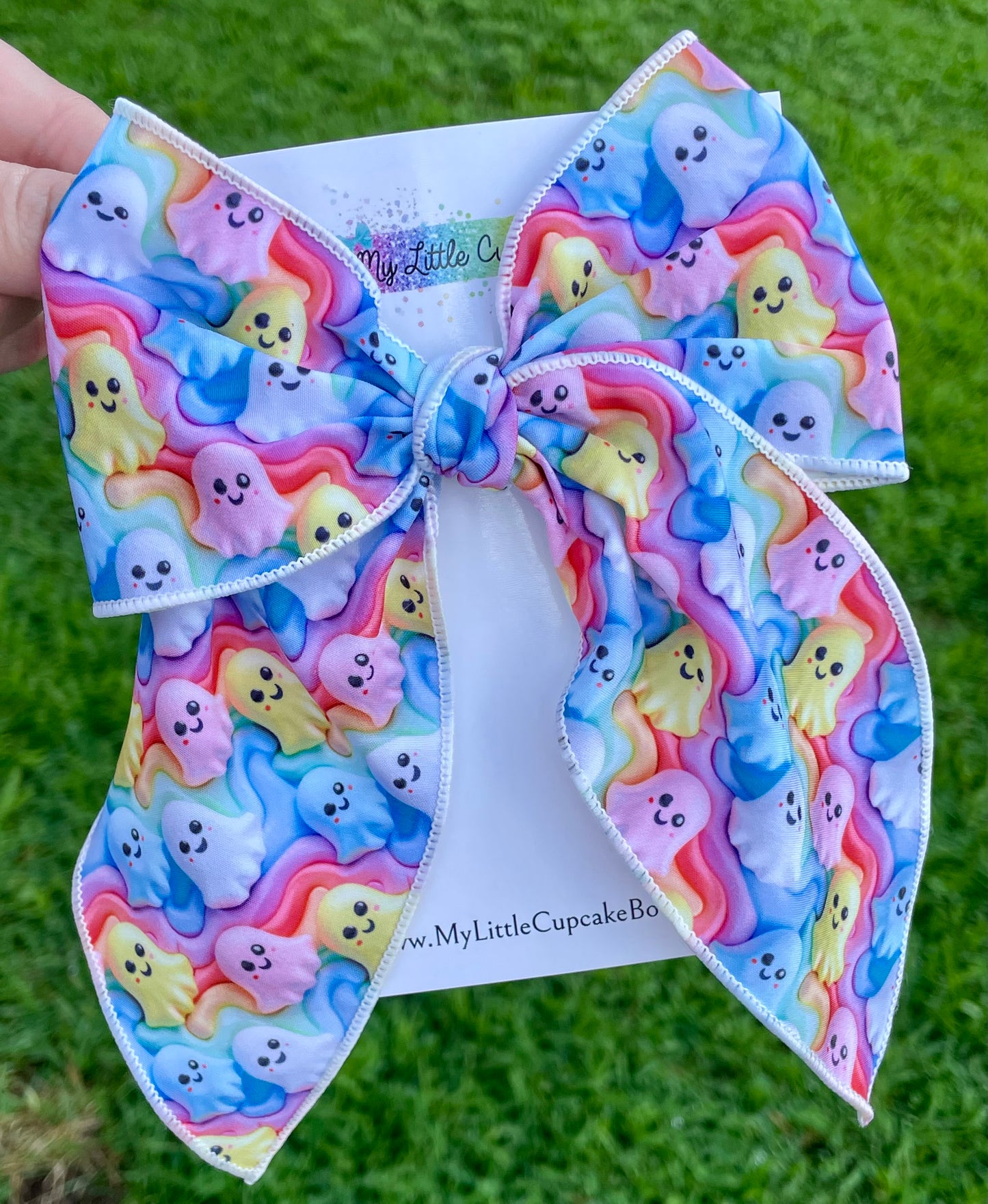 Rainbow Ghosties 5.5in Serged