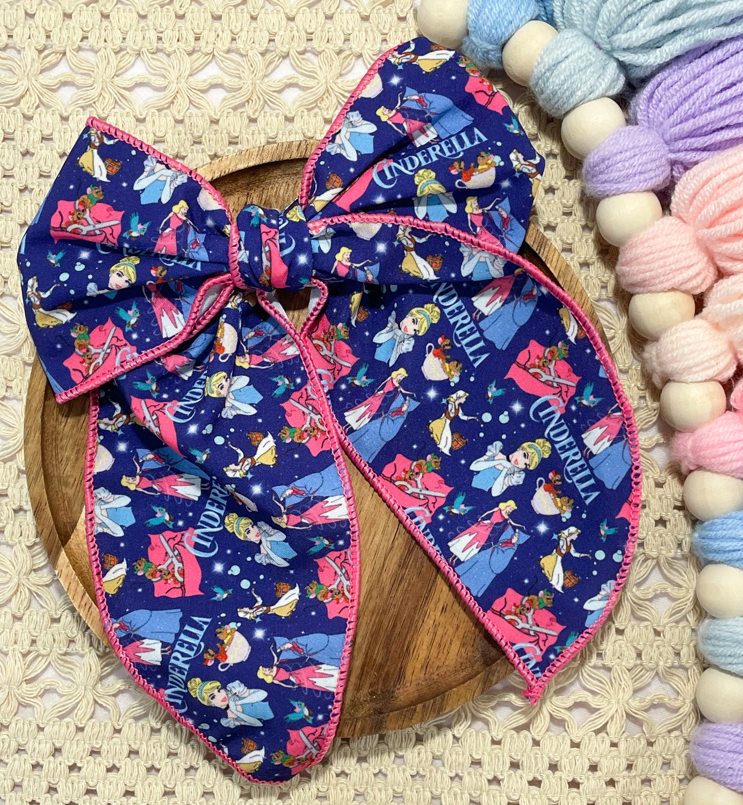 Cinderella 5.5in Serged