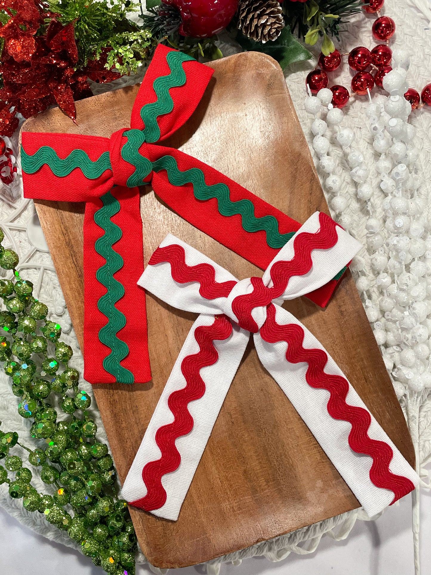 Red & Green Linen Ric Rac Long Tail