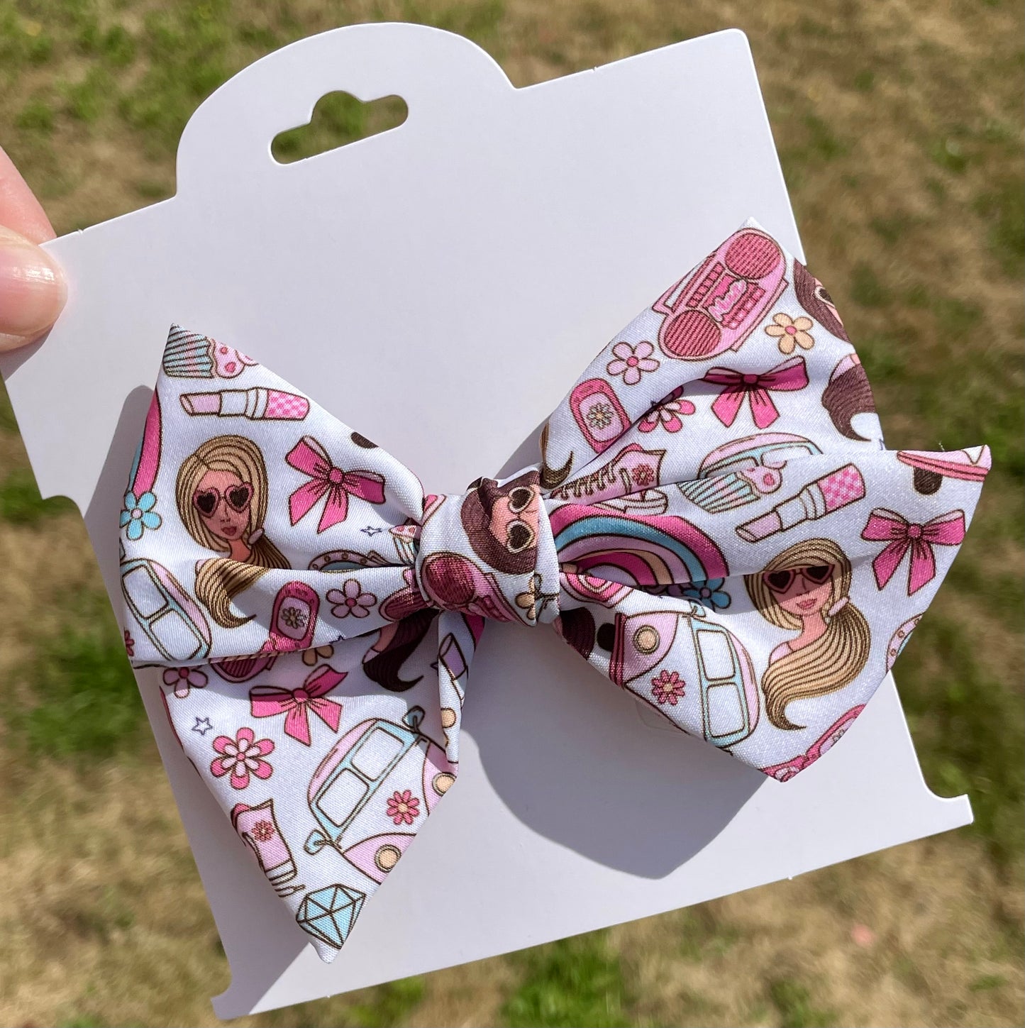 Everything Girly 5in Hand Tied