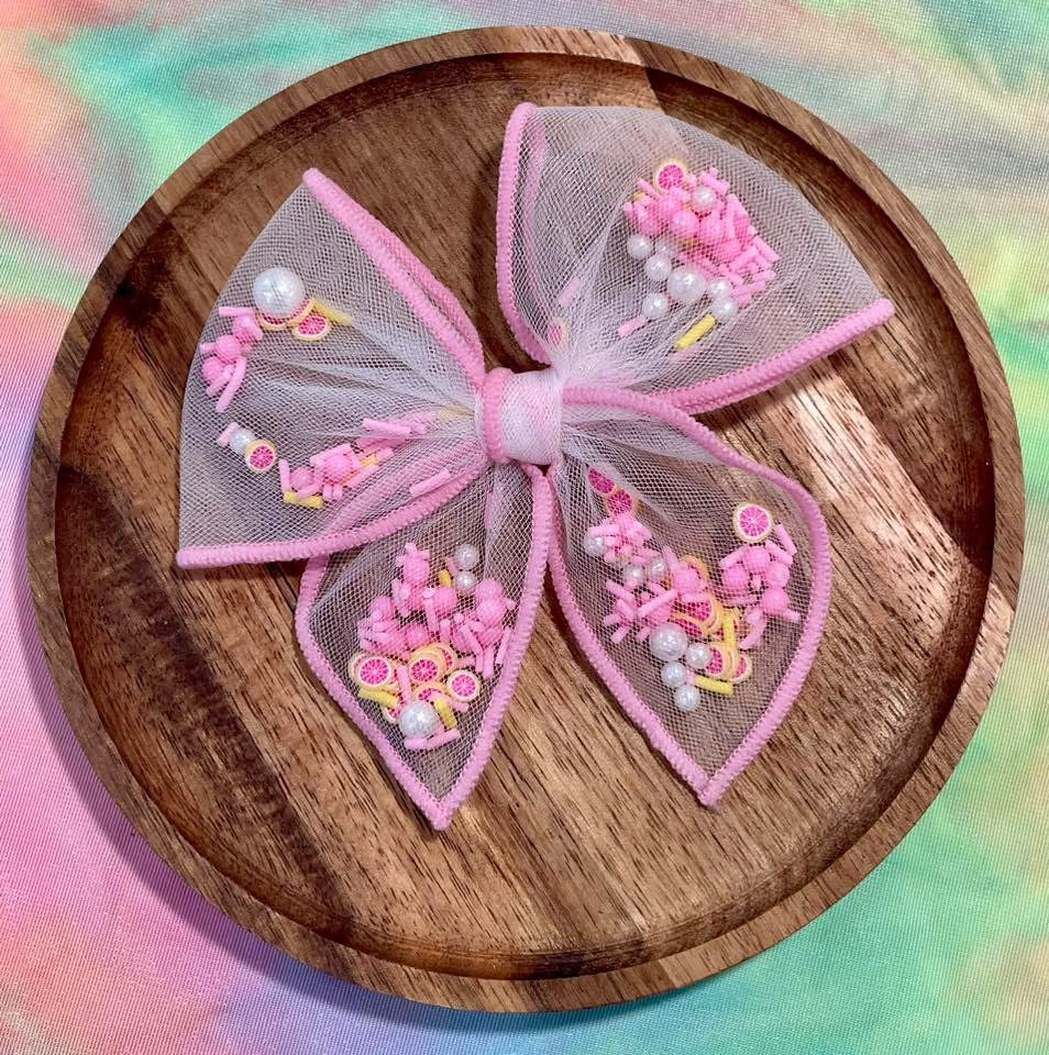 Pink Lemonade Shaker Bow