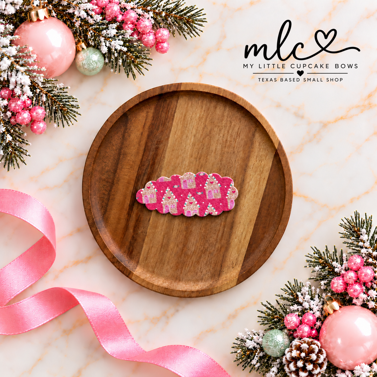 Pink Gingerbread House Snap Clip