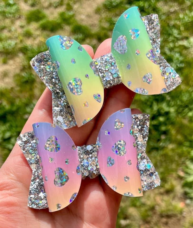 Silver Holo Hearts Ombre 3in Original