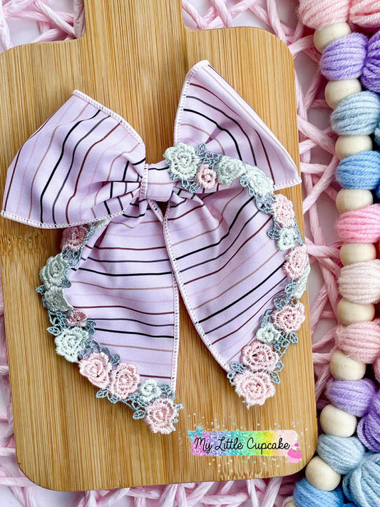 Dainty Stripes 4.5in Floral Edge Serged