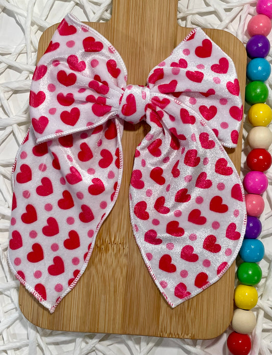 Hot Pink Hearts Velvet 5.5in Serged