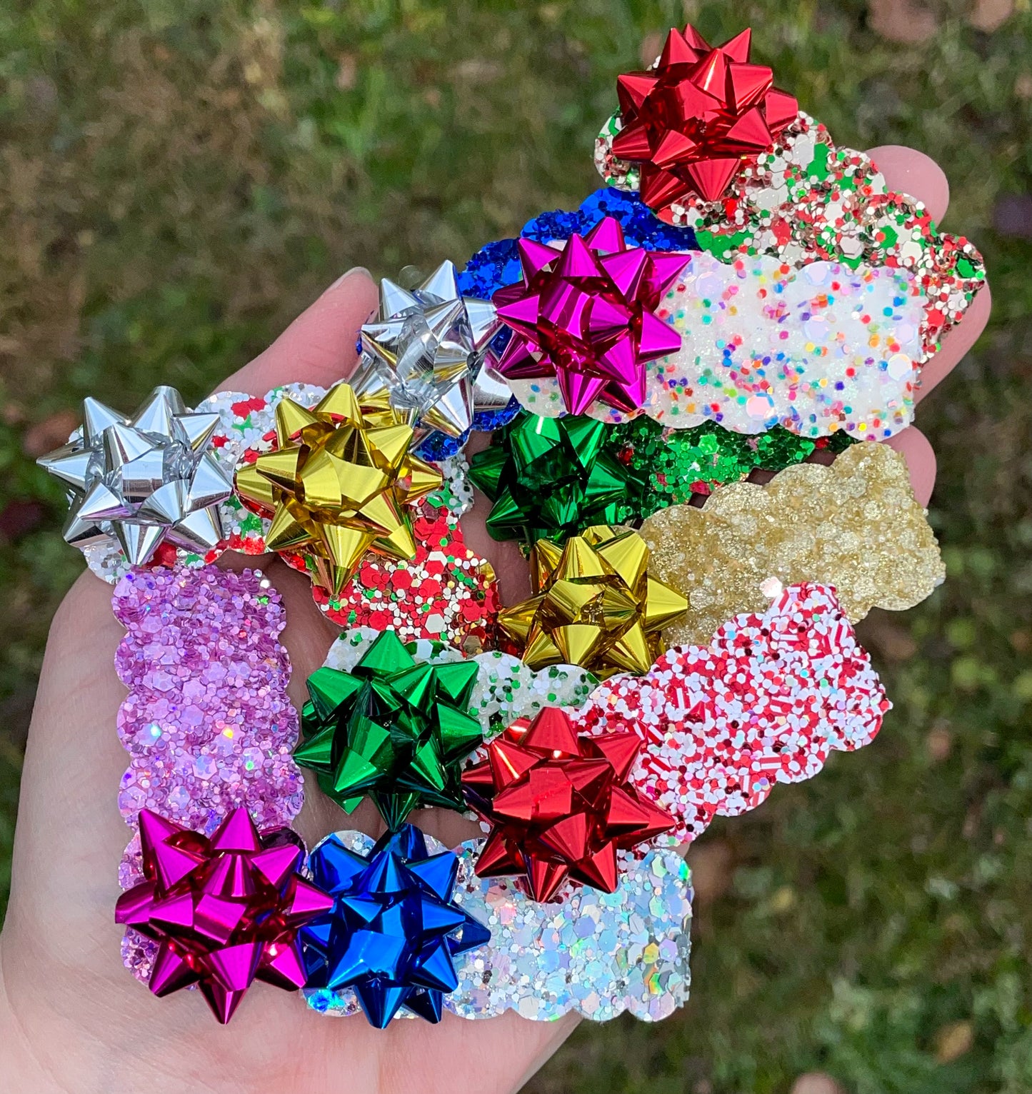 Gift Bow Snap Clips