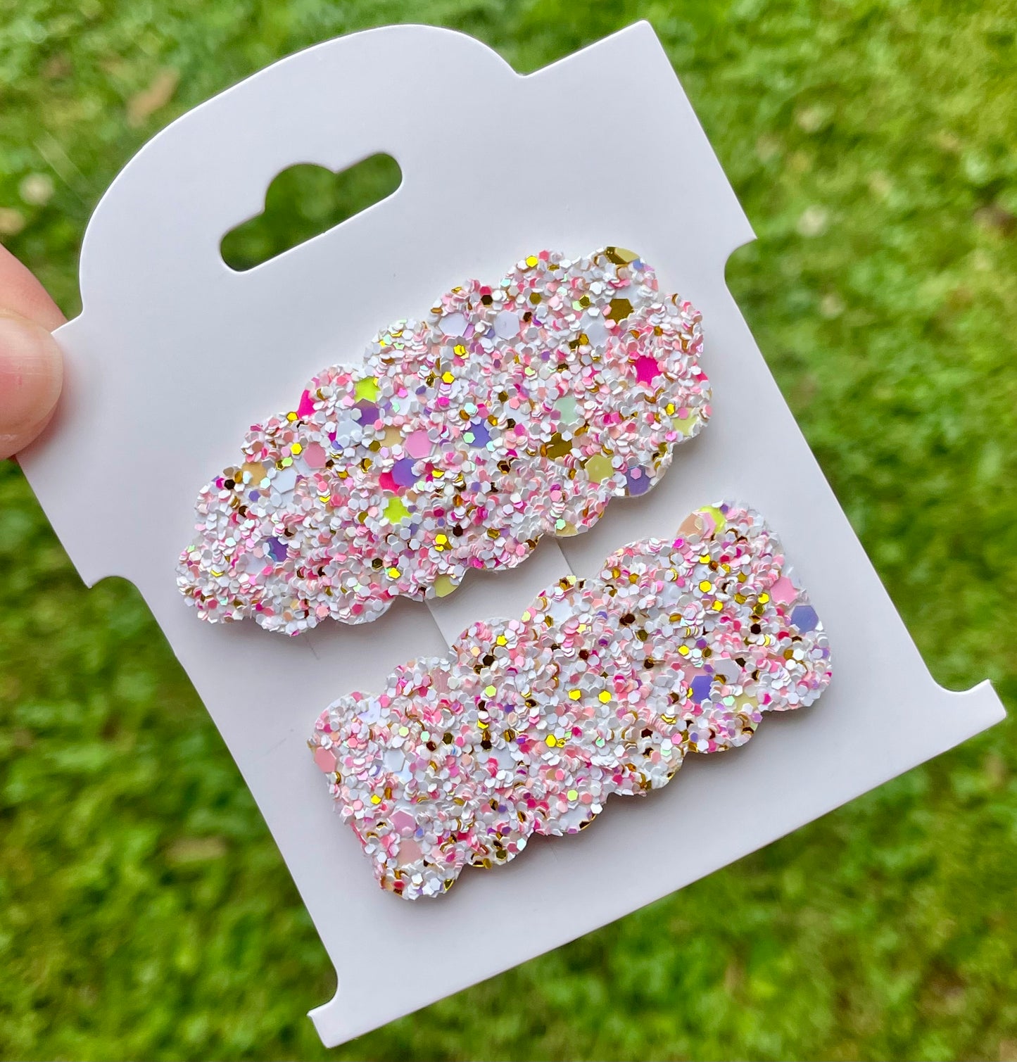 White Sparkle Pop Glitter Snap Clip