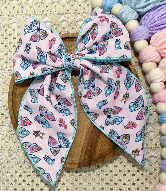 Heeler Bows 5.5in Serged