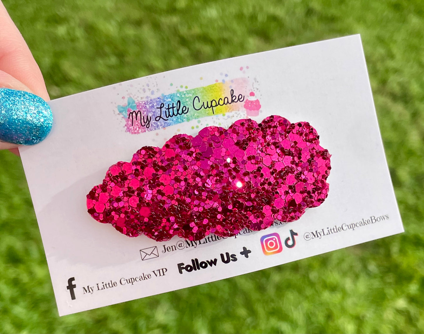 Fuchsia Glitter Snap Clip