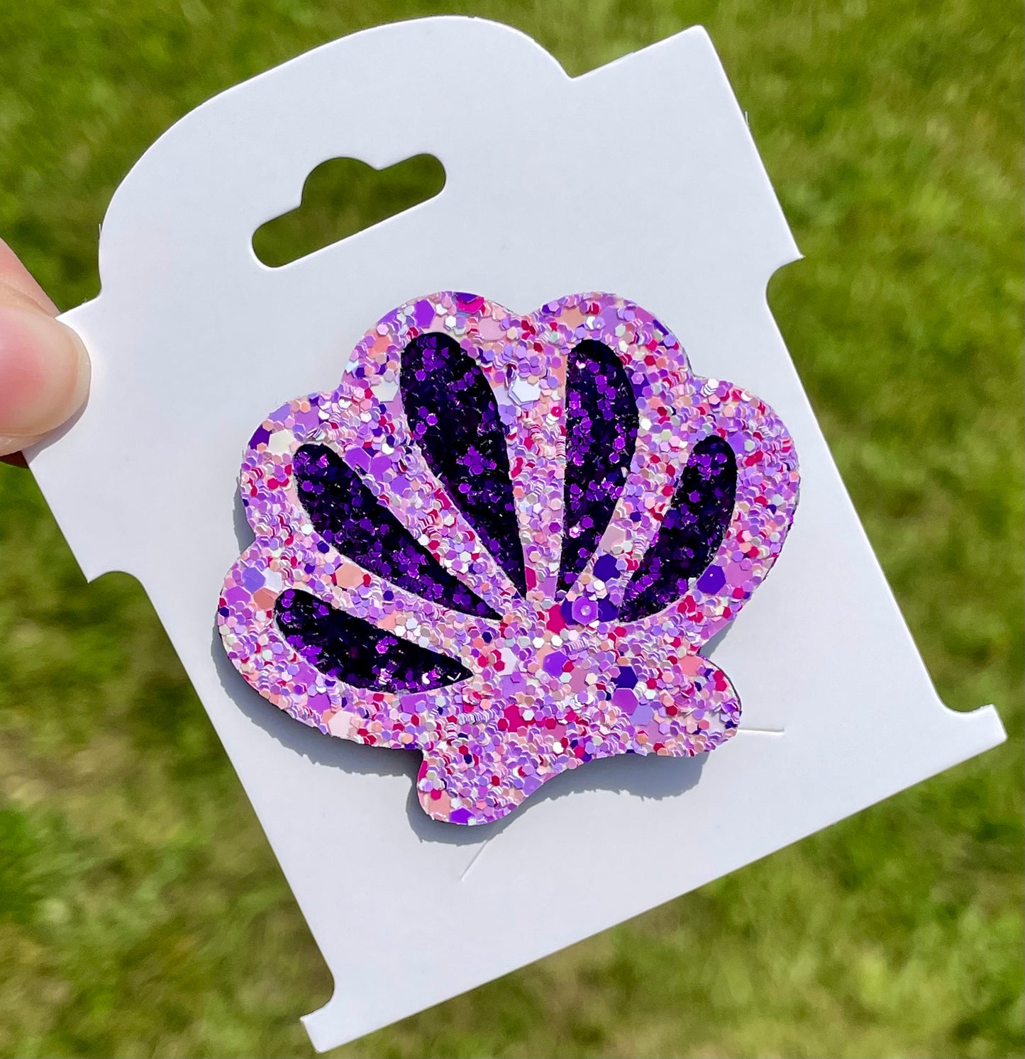 Grape Party Seashell Clip