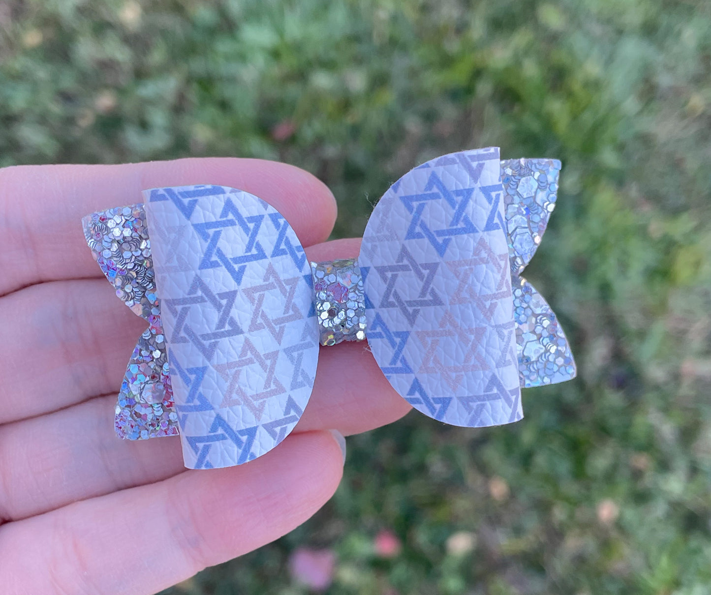 Blue & Silver Stars 2.5in Beauty