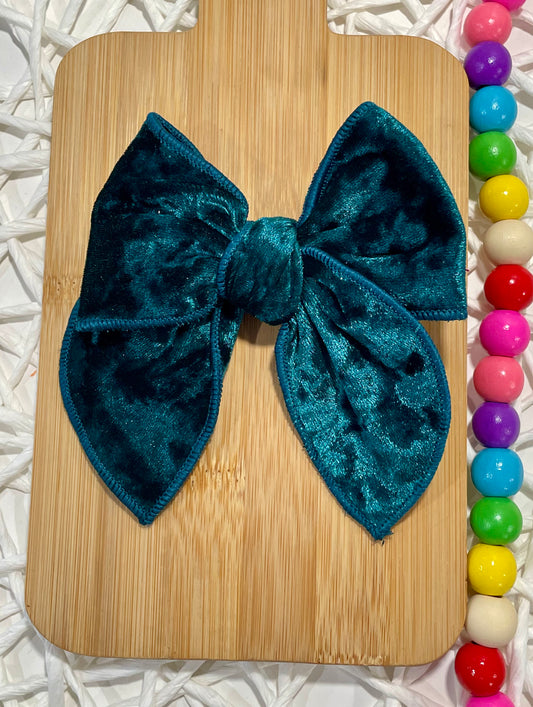 Teal Crushed Velvet 4.5in Serged