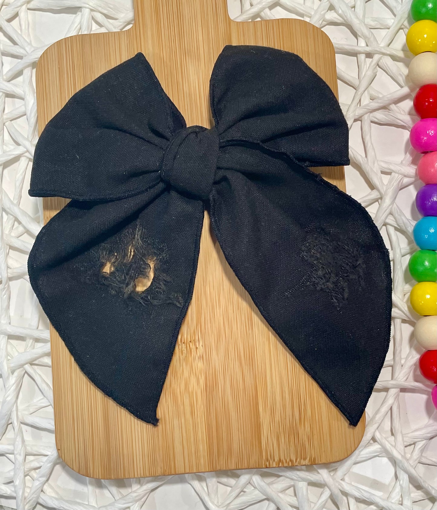 Black Distressed 5.5in Serged