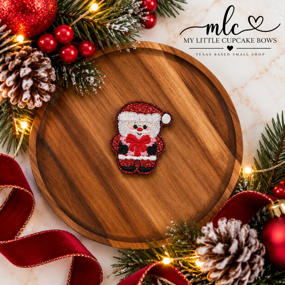 Santa with Heart Feltie Clip