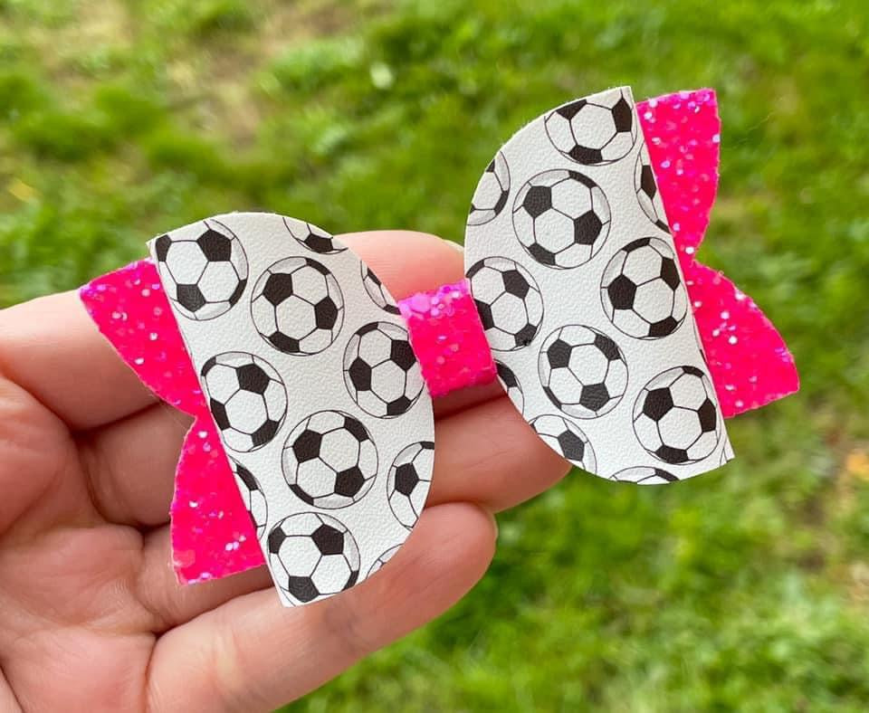 Soccer Balls Hot Pink 3.5in Beauty Bow