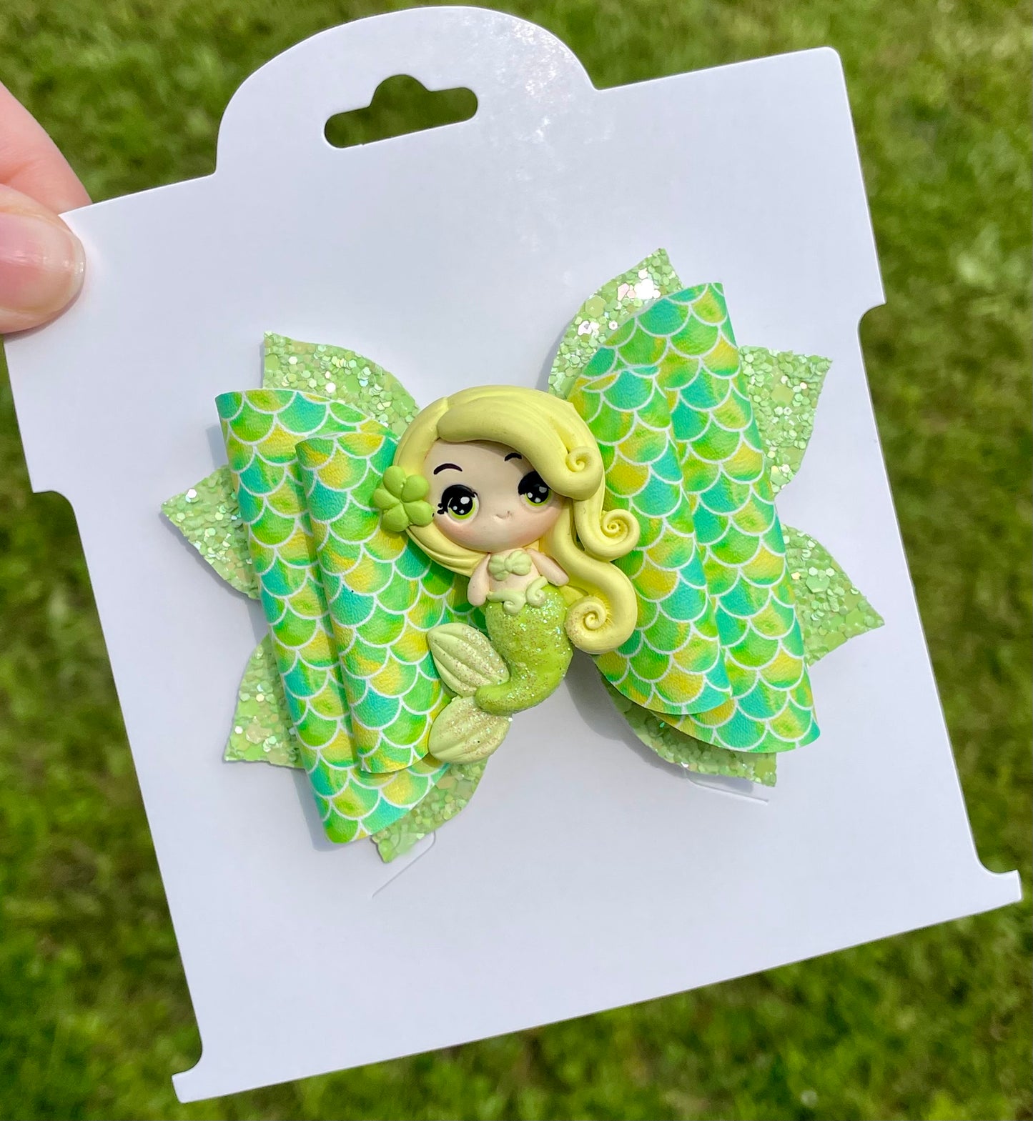 Lime Mermaid Clay 3.5in Jasmine Bow