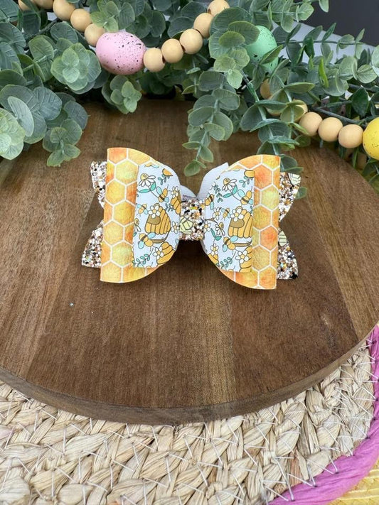 Bees & Honeycombs 3.5in Dbl Beauty