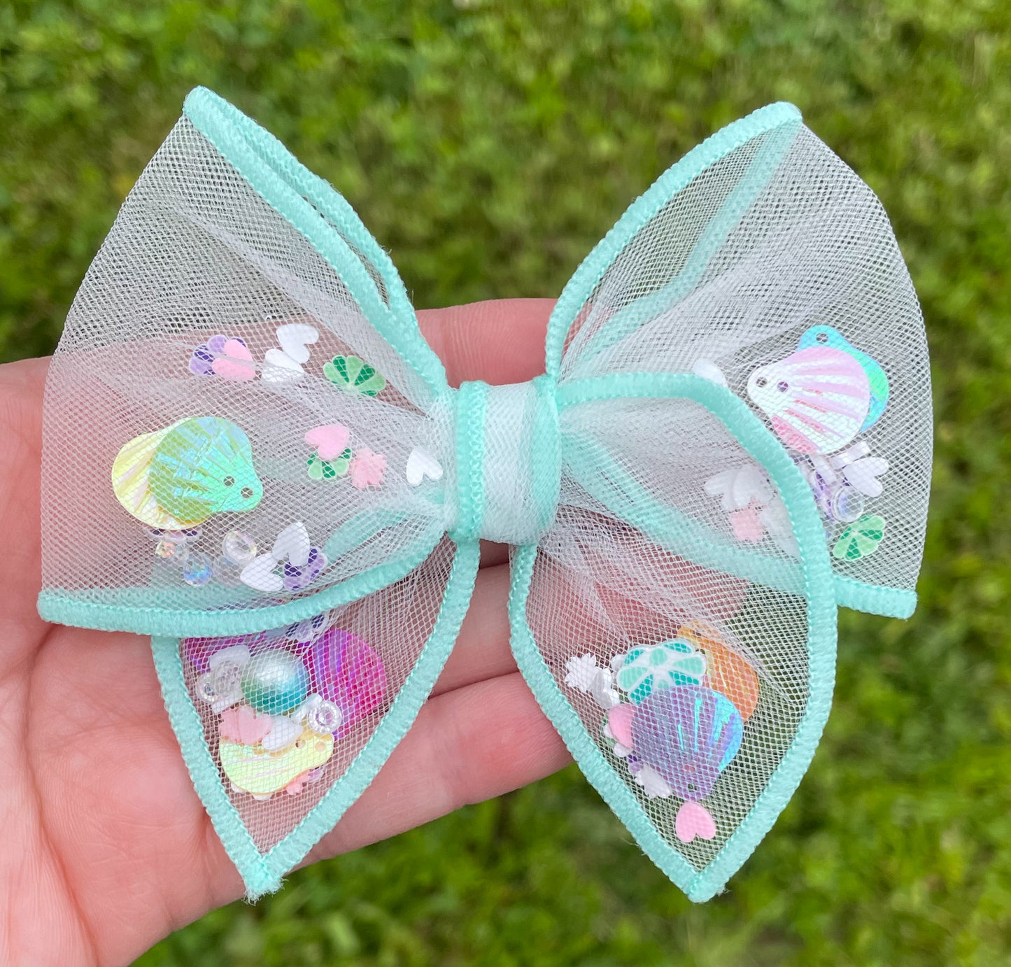 Aqua Shell Shaker Bow