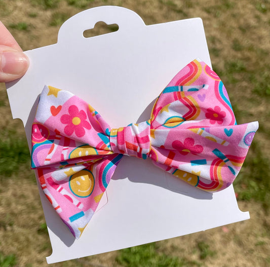 Groovy School Supplies 5in Hand Tied Bow