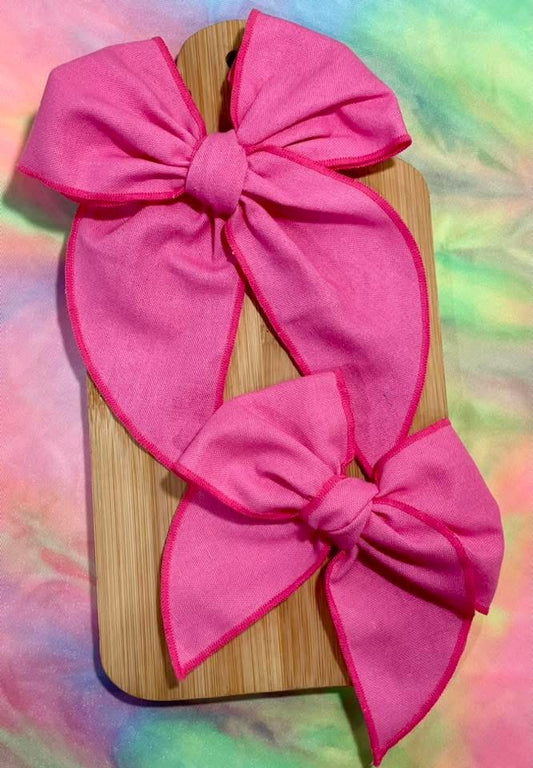 Flamingo Pink Linen Serged