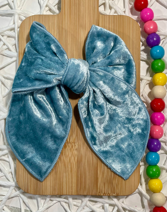 Ice Blue Crushed Velvet 5.5in Serged