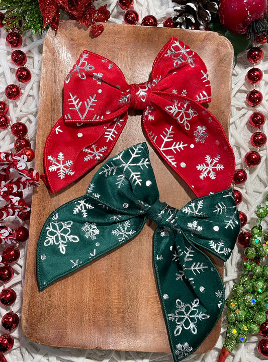 Velvet Snowflakes 4.5in Serged