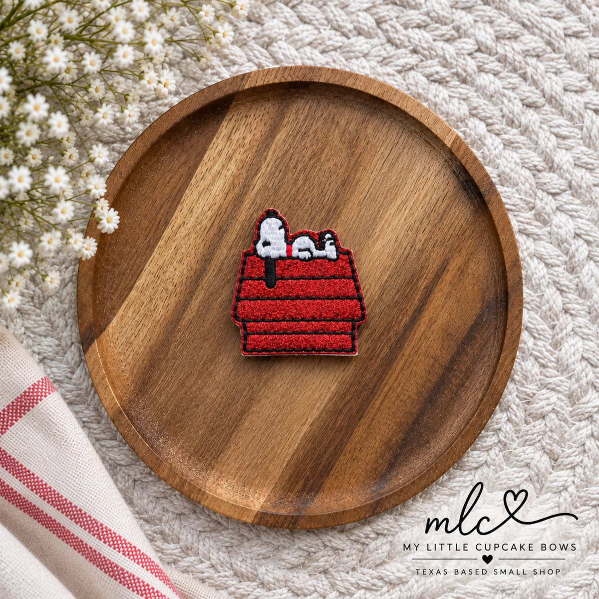 Snoopy Dog House Feltie Clip