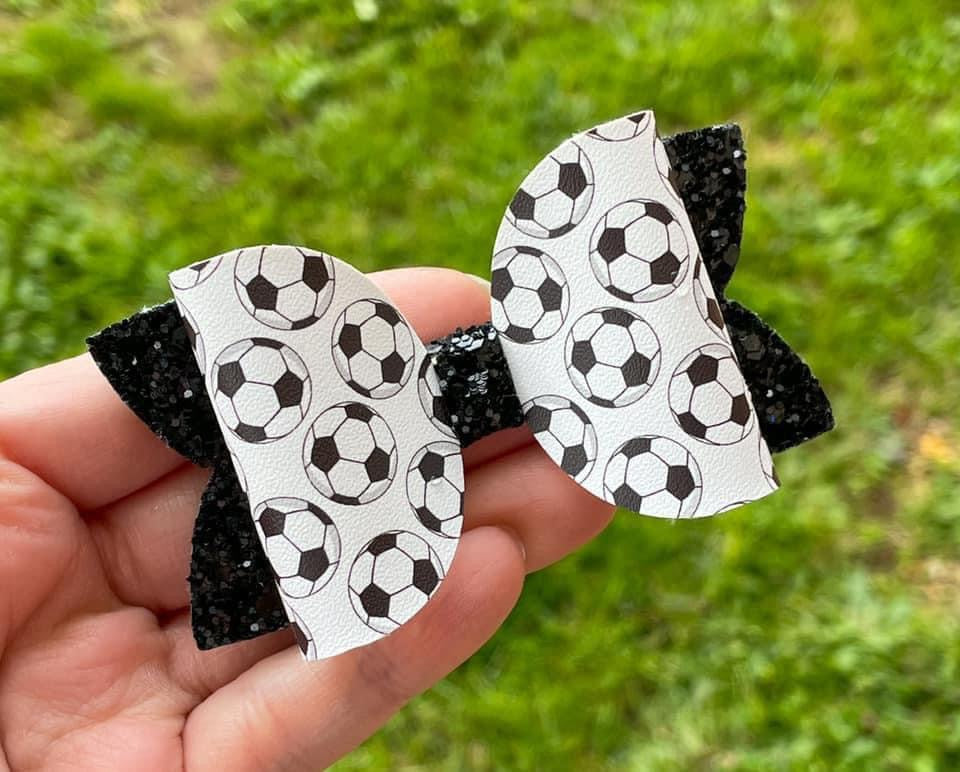 Soccer Balls Black 3.5in Beauty Bow