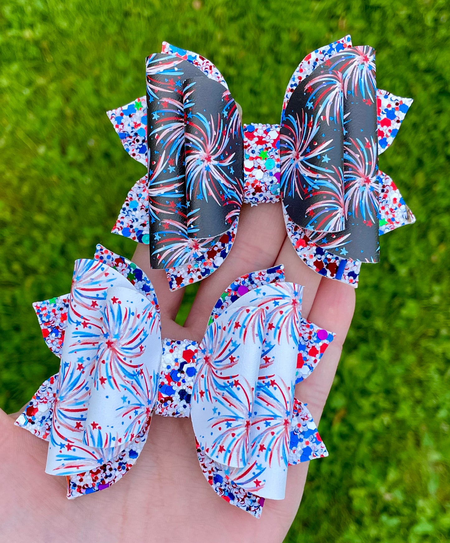 Fireworks 3.5in Jasmine Bow