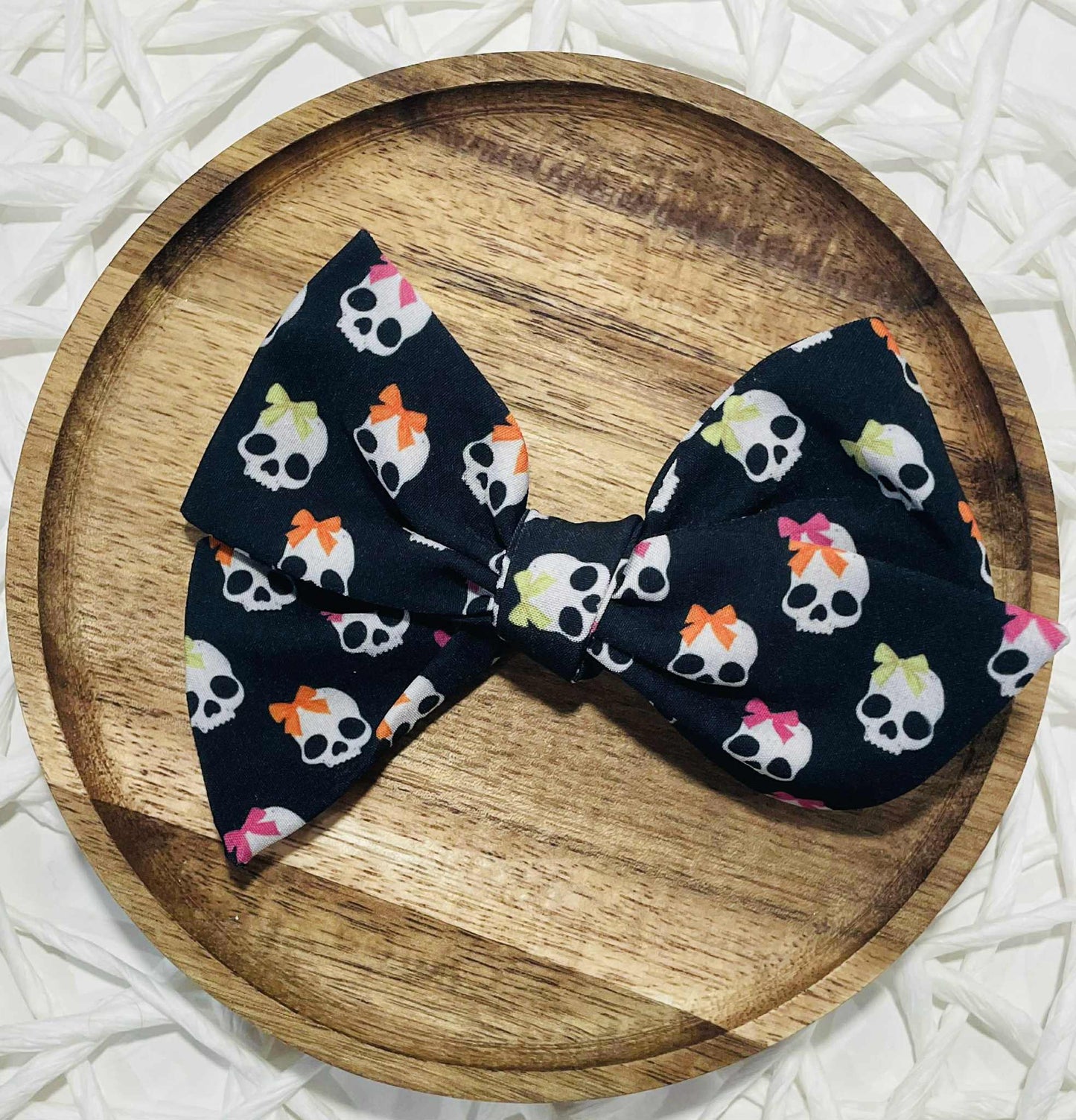 Skulls & Bows 5in Hand Tied
