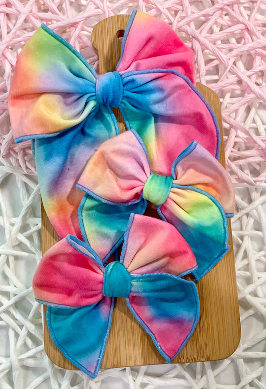 Tie Dye Blue Edge Velvet Serged