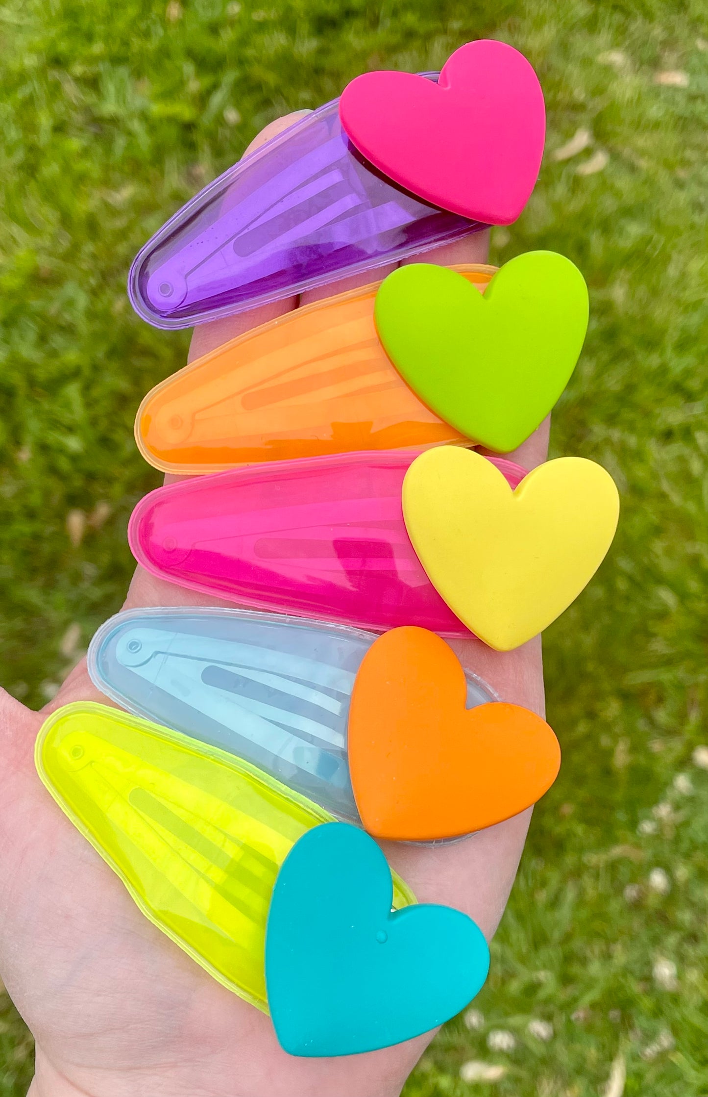 Neon Heart Jelly Snap Clips