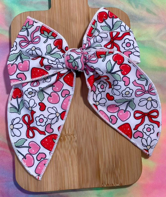 Cherries & Bows 5.5in Serged