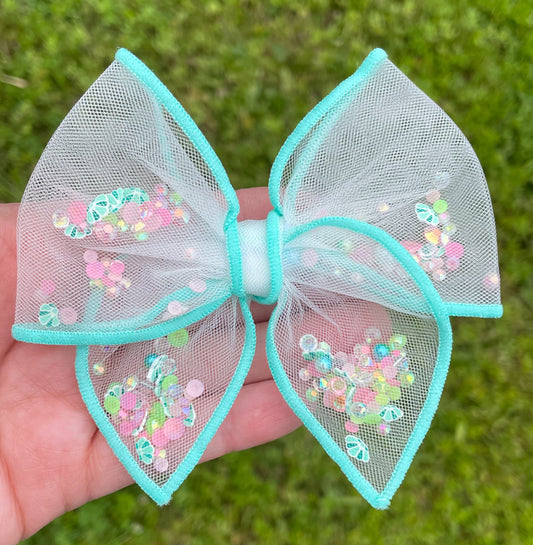 Mint Seashell Shaker Bow