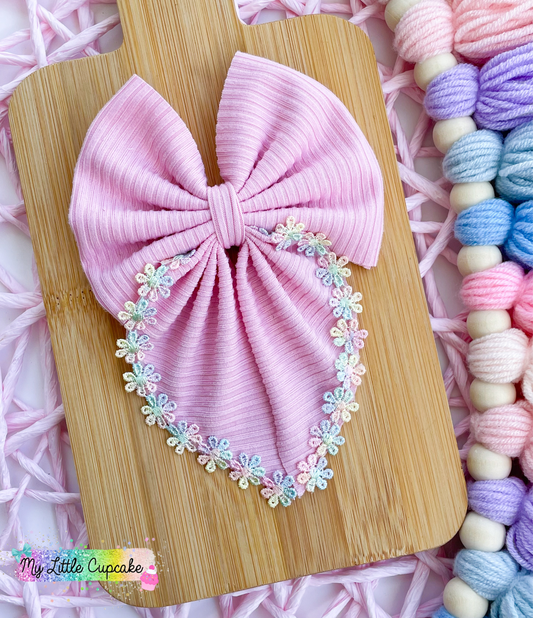 Pink Ribbed Pastel Floral Edge Sailor