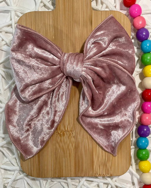 Pink Crushed Velvet 5.5in Serged