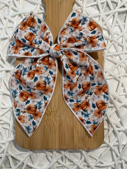 Pumpkins & White Floral 5.5in Serged