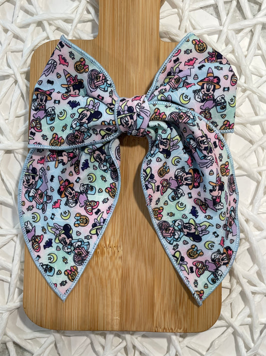 Mouse Trick or Treat 5.5in Serged