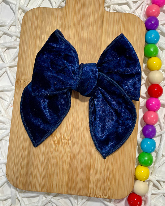 Navy Crushed Velvet 4.5in Serged