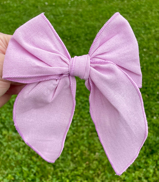 Lilac Linen 5-6in Serged Hand Tied Bow