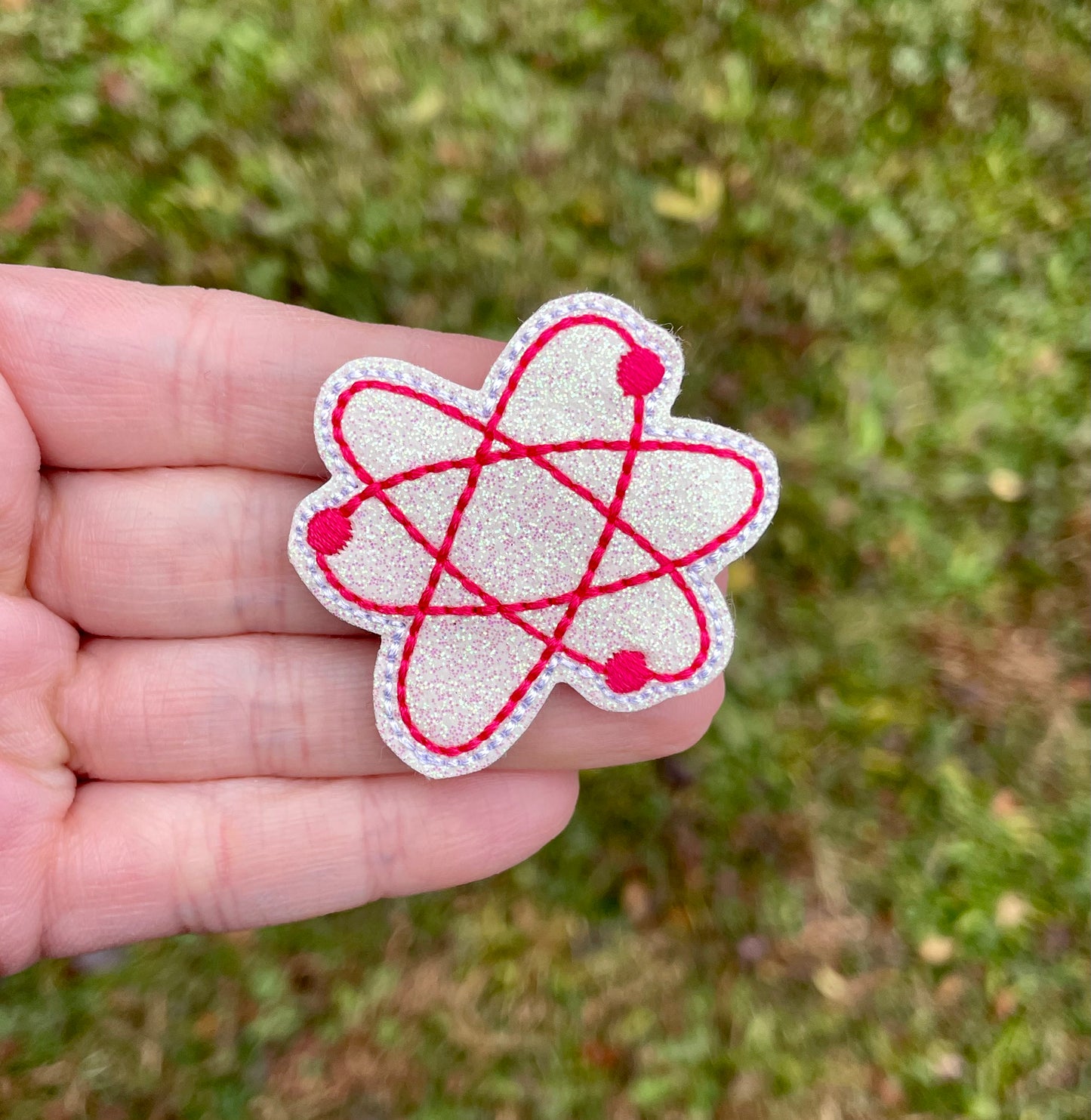 Atom Feltie Clip