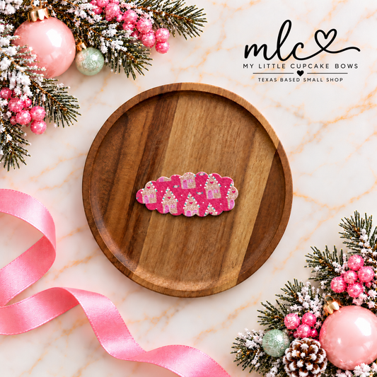 Pink Gingerbread House Snap Clip